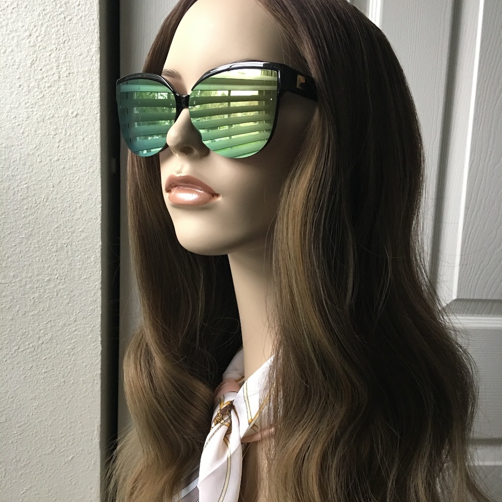 Oversized Round Cat Eye Sunglasses - Picture 1 of 3